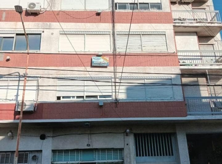 Departamento Monoambiente Al Frente. - 4