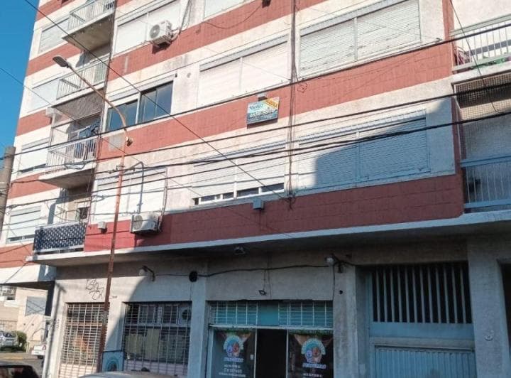 Departamento Monoambiente Al Frente. - 3