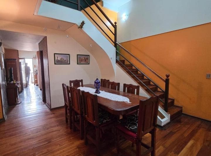 Casa en Venta - 3 Dorm. 3 Baños - 282 m - Belgrano - 5