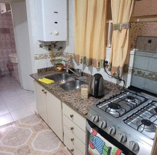 Muy Buen Dpto 3 Amb con Patio - 2