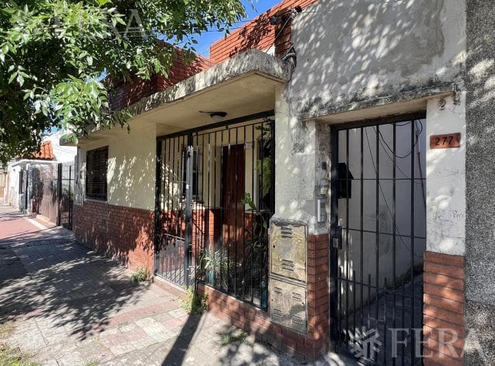 Venta PH 2 Ambientes con Terraza en Wilde - 4