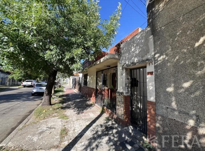 Venta PH 2 Ambientes con Terraza en Wilde - 3