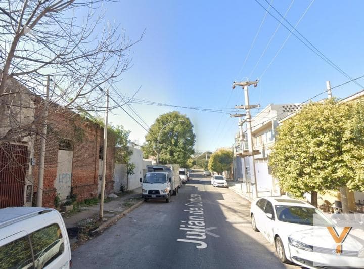 Terreno en Venta - 350 m² - Talleres - 5