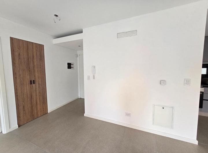 Estreno Exclusivo de 2 Ambientes con 2 Cocheras en San Isidr - 5