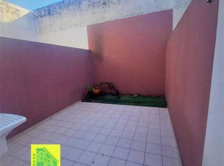 Duplex de 3 Ambientes con Patio y Entrada de Coche. - 5