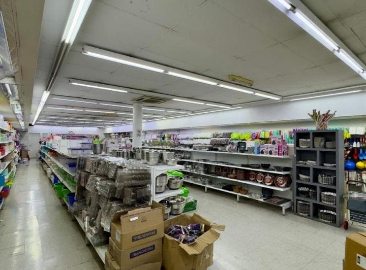 Gran Local en Belgrano Terreno Propio Sin Expensas Av Cabildo - 4