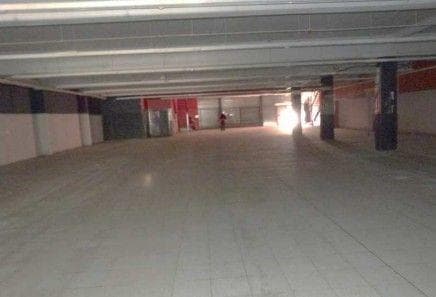 Local en Venta en Av Maipú, Olivos. 22 Cocheras. - 2