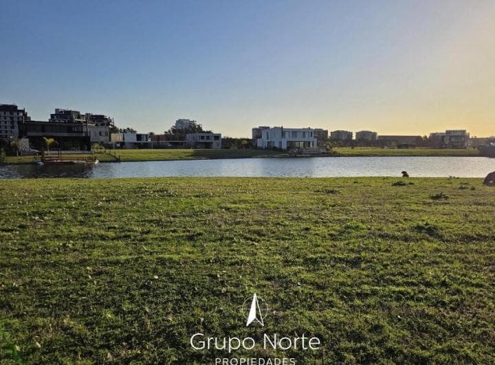 Terreno en Venta Al Lago en Nordelta, Los Puentes. en Exclusividad! Lote Premium! - 2