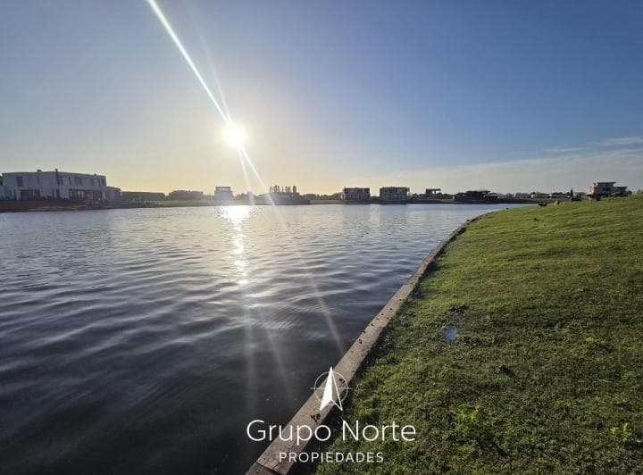 Terreno en Venta Al Lago en Nordelta, Los Puentes. en Exclusividad! Lote Premium! - 3