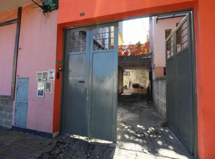Oportunidad Venta PH con Galpon y Cocheras - 3