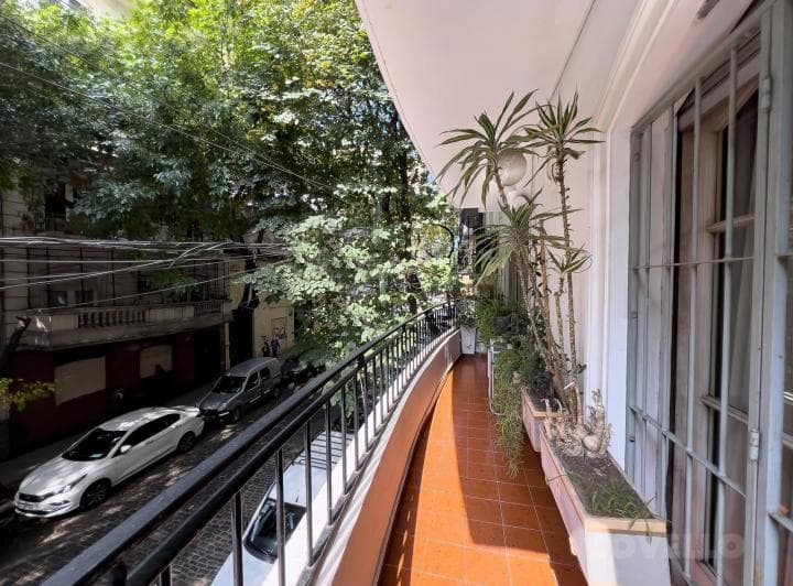Venta Departamento de 4 Ambientes - Almagro - 2