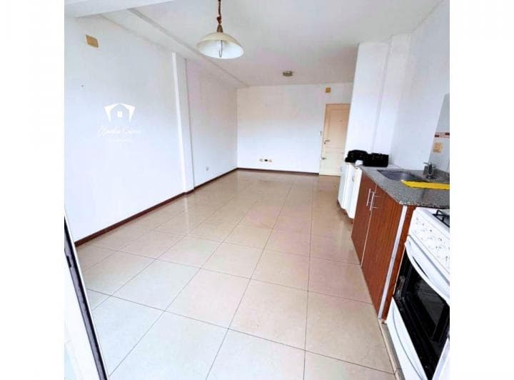 Departamento 2 Ambientes en Alquiler Pilar Centro con Balcón y Cochera Opcional - 2