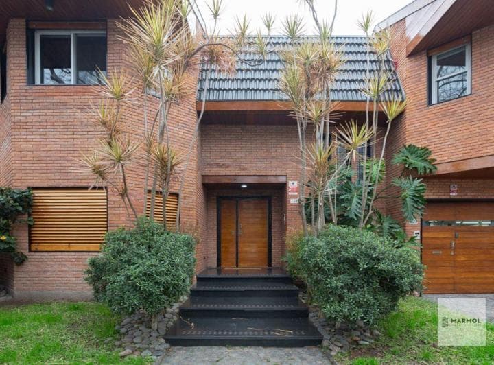 Extraordinaria Residencia de 4 Dorm. Mas Dependencia en Alquiler - 4
