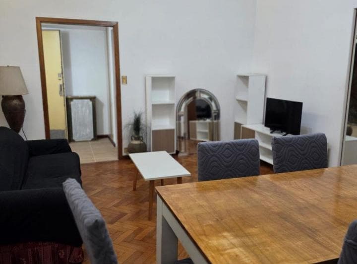Departamento de 3 Ambientes con 2 Dorm. en Alquiler en San Telmo - 2