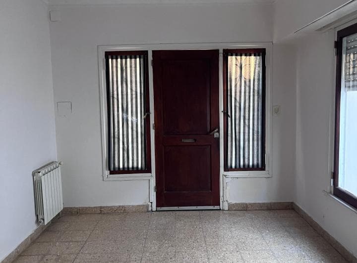 Casa Tipo con Dos Galpones Dentro de Las Cuatro Avs - 2