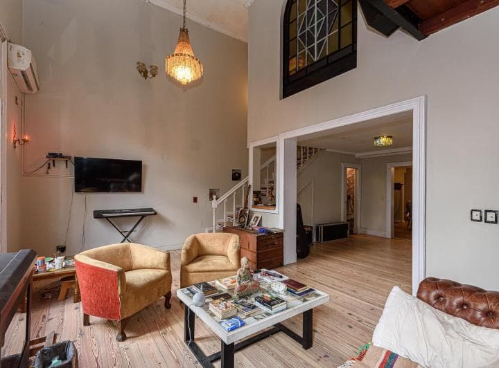 Venta Casa con Amplio Local en Pb Sobre Lote Propio en Belgrano. - 4