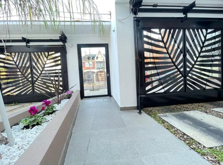 Alquiler de Oficina 2 Ambientes en Ramos Mejia Muy Buen Estado Ideal Uso Profesional o Vivienda - 3