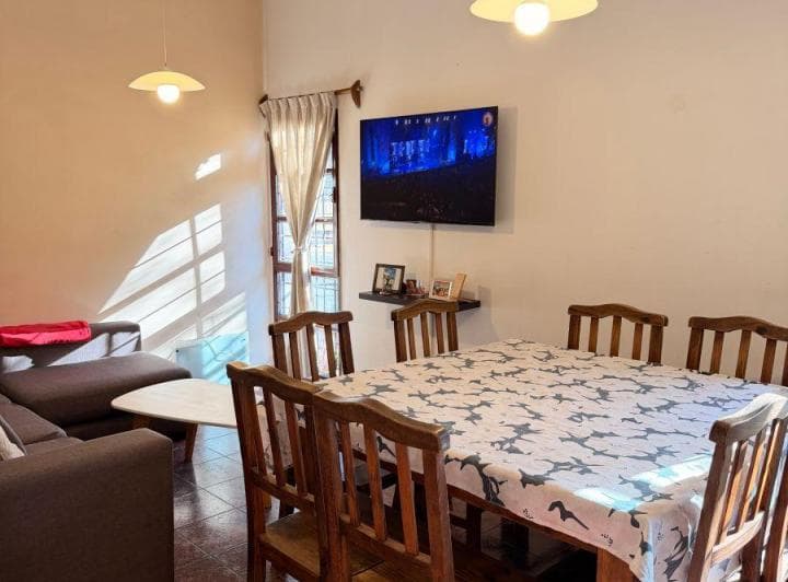 Casa de con 3 Dorm. en Alquiler en Godoy Cruz - 2