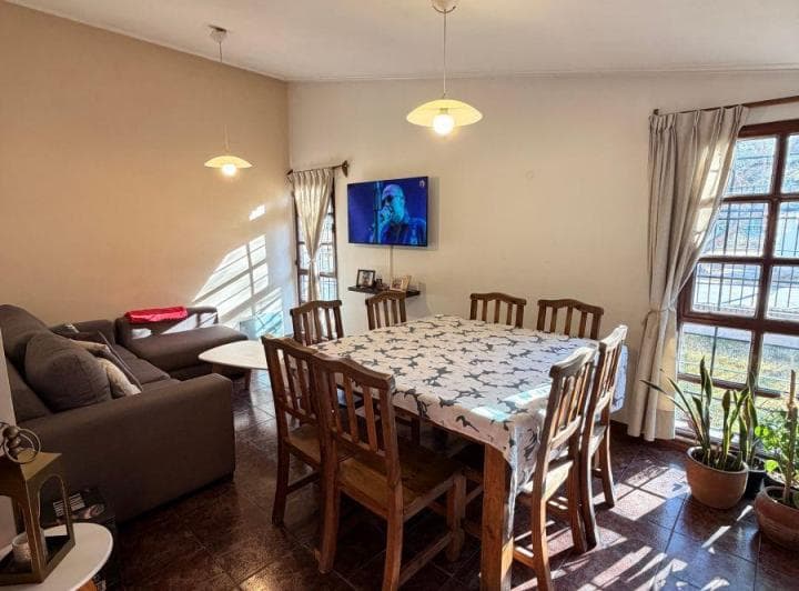 Casa de con 3 Dorm. en Alquiler en Godoy Cruz - 3