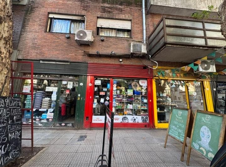 Venta Local con Renta - 2