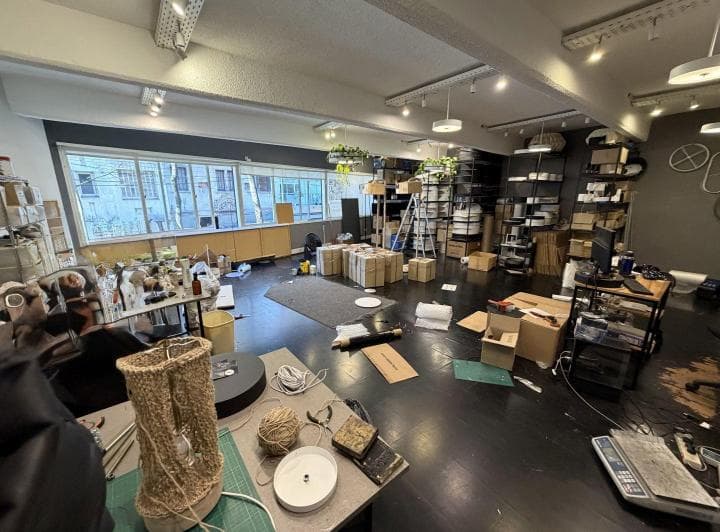 Venta de Amplia y Luminosa Oficina, Recoleta - 2