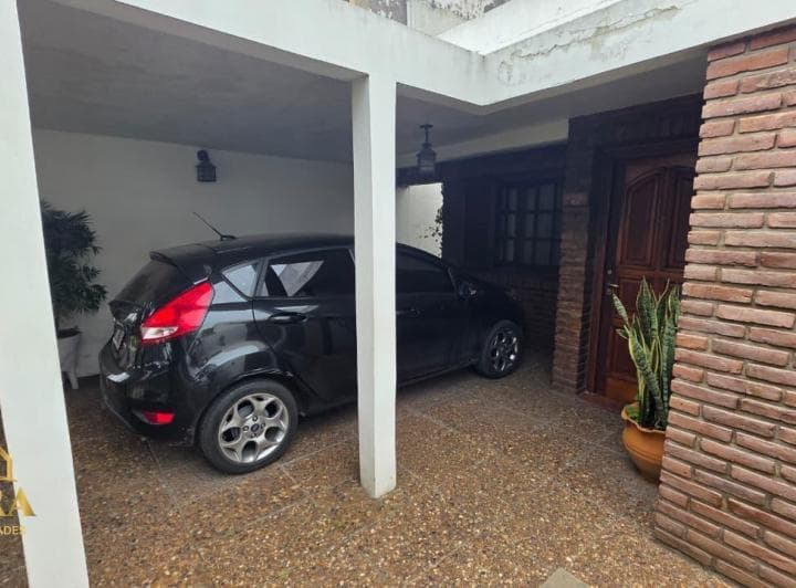 Venta Casa 3 Ambientes con Parque en Quilmes - 3
