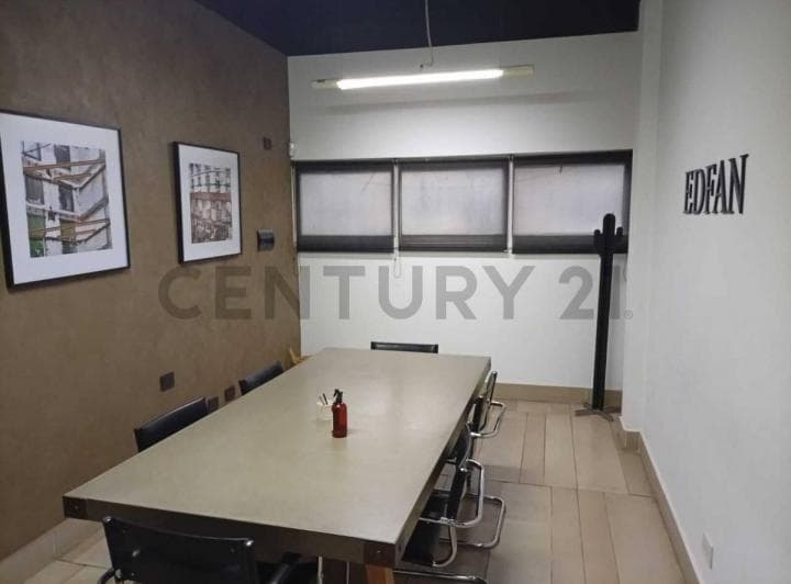 Venta de Oficinas Mas Galpon y Local en Villa Urquiza - 4