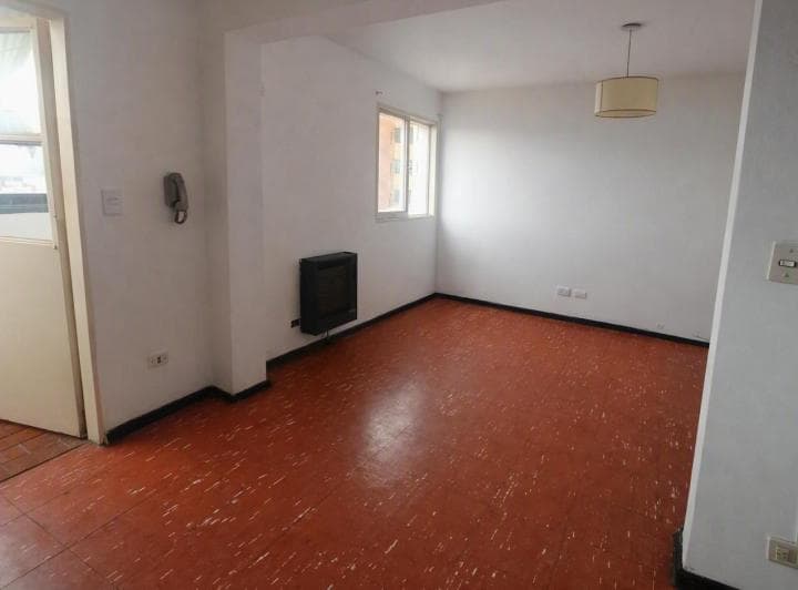 Departamento Dúplex Dos Dorm. en Venta B° Rivadavia - 2