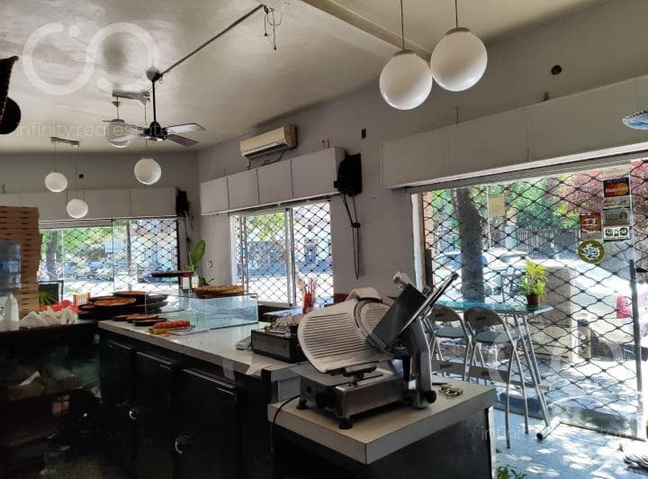 Venta con Renta Usd 1800 Local Comercial y Dos PH de Tres Ambientes Munro - 3