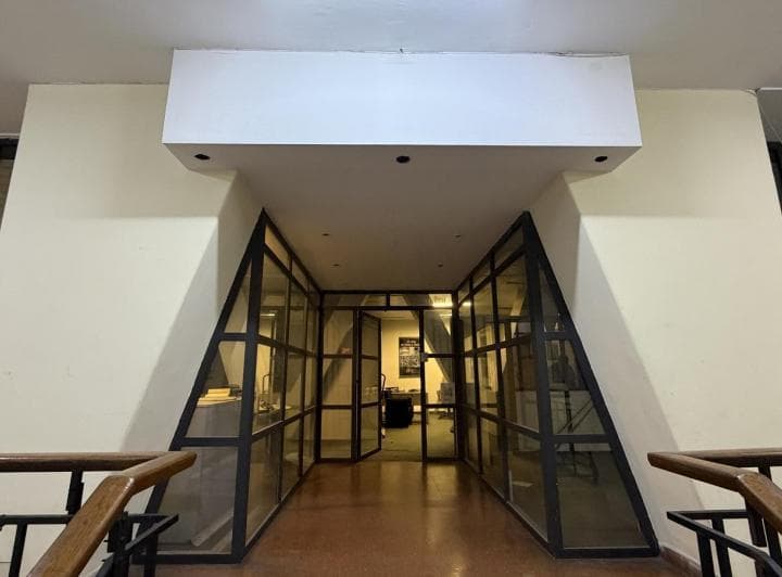 Importante Planta de Oficinas en Galería en Villa Crespo - 4