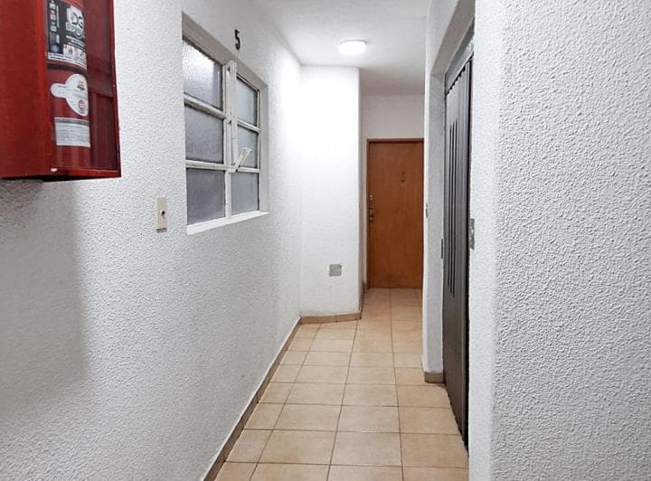 Dño Vende 2 Amb 5to Piso Al Frente Vta Abierta Luz y Sol! - 3