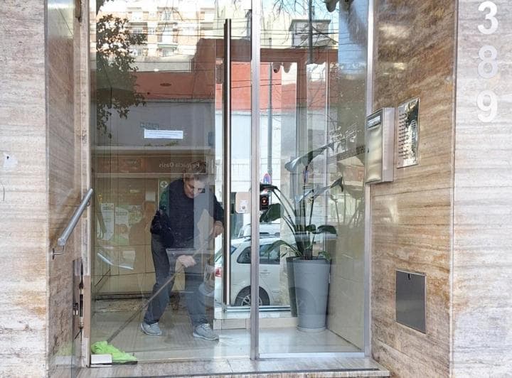 Dño Vende 2 Amb 5to Piso Al Frente Vta Abierta Luz y Sol! - 4