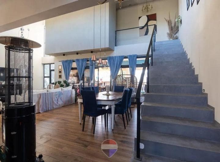 Casa de 800 m² con 4 Dorm. en Alquiler en Tierralta - 5