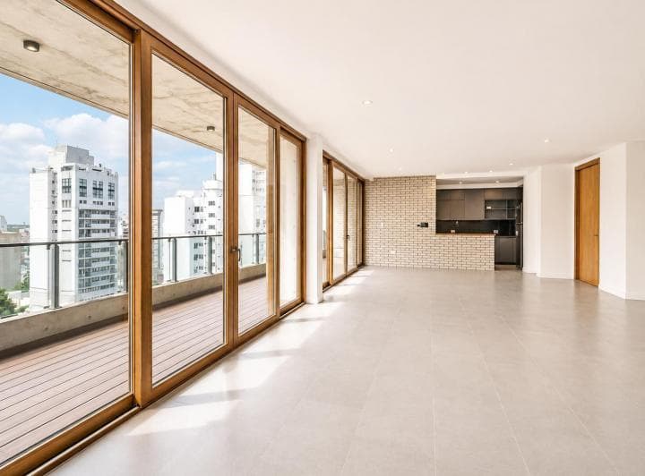 Impresionante Piso 10 con Vistas. Amenities. Terraza. Cochera. Parrilla. - 3