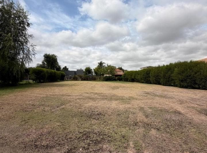 Lote Interno a La Venta en Barrio Santa Juana. Financia - 3