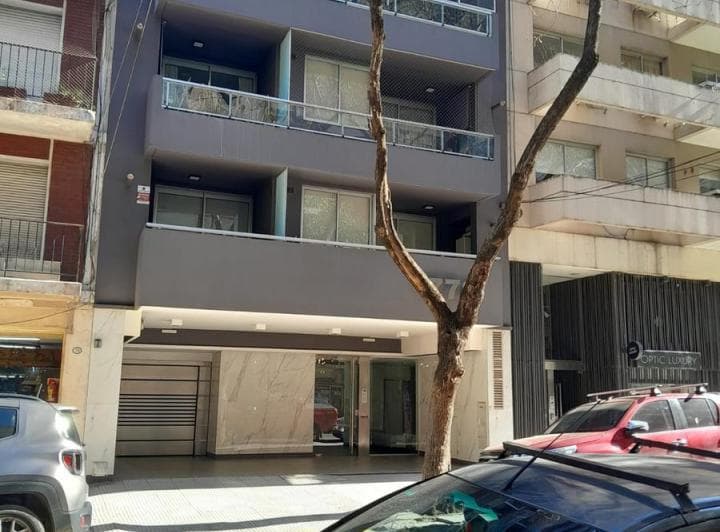 Departamento Lindisimo en Alquiler 2 Ambientes Al Frente con Amenities - 2