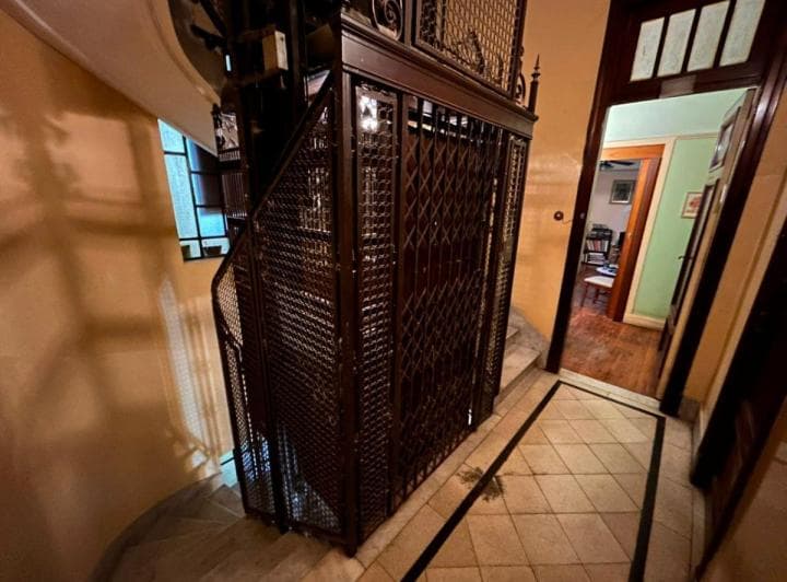 Amplio 3 Ambientes de Época – 85 m² – Apto Profesional – Luz y Ventilación - 3