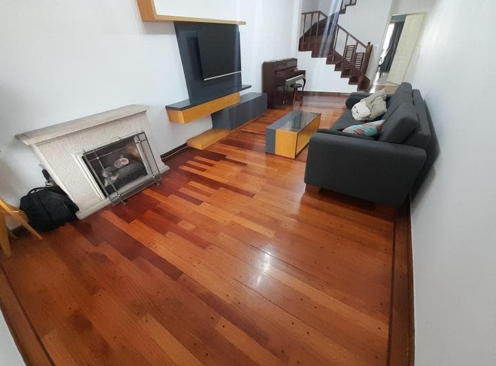 Triplex en Venta 5 Ambientes Cochera y Jardin - 4