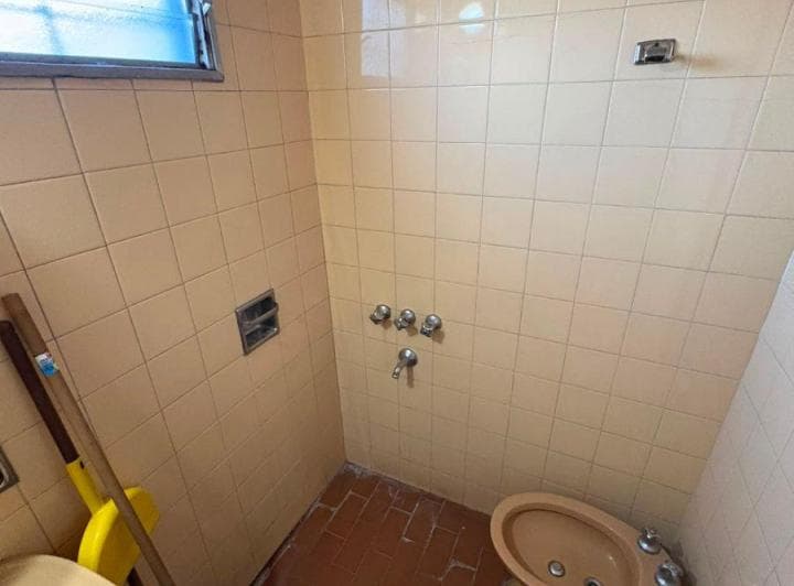 Oficina Monoambiente 1er Piso Entrada de Vehículo Centrico / Apto Profesional - 5