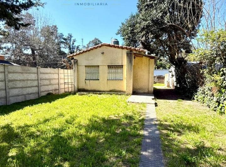 Se Vende Casa de 3 Ambientes a Refaccionar Lista Para Escriturar - La Reja, Moreno - 2