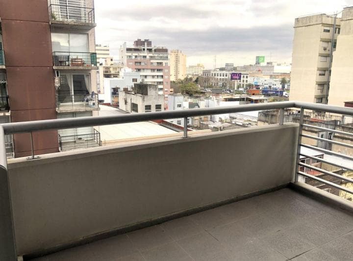 Departamento de 5 Ambientes en Dúplex con Terraza Propia en Barracas - 3