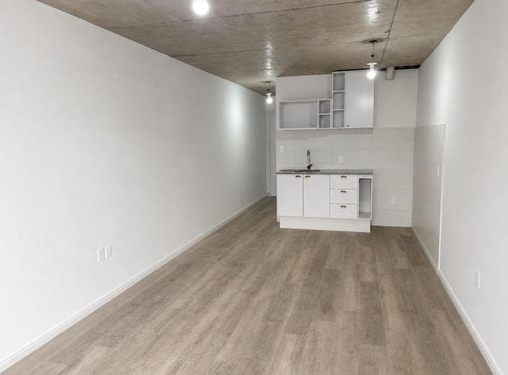 Venta Monoambiente La Blanqueada Balcón y Terraza - 2