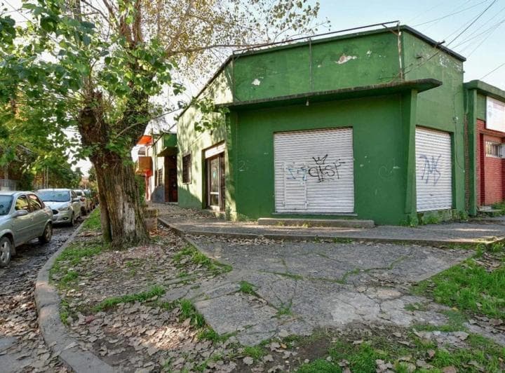 Locales en Venta Florencio Varela + Casa + Depto - 2