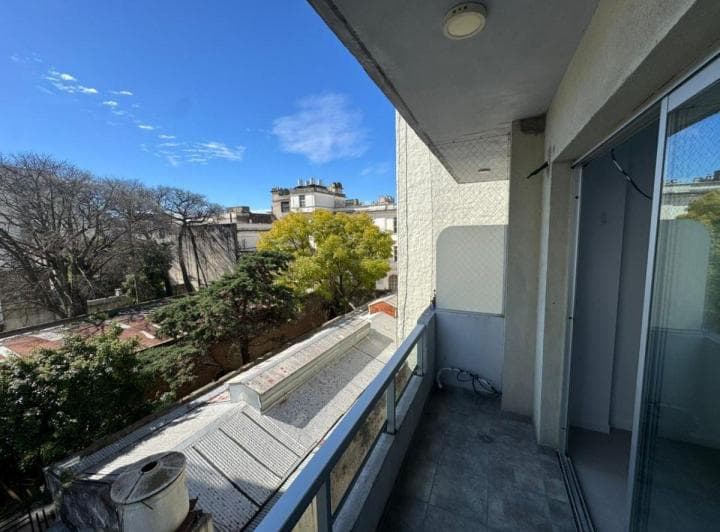 Venta Monoambiente con Balcon Muy Amplio en San Cristobal - 3