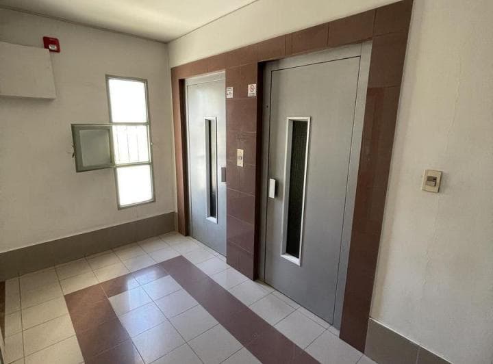 Venta Oficina Centro Neuquen - No Apto Vivienda - 4
