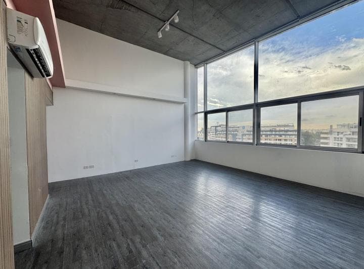 Alquier de Oficina en Nordelta Cochera Piso Alto - 3