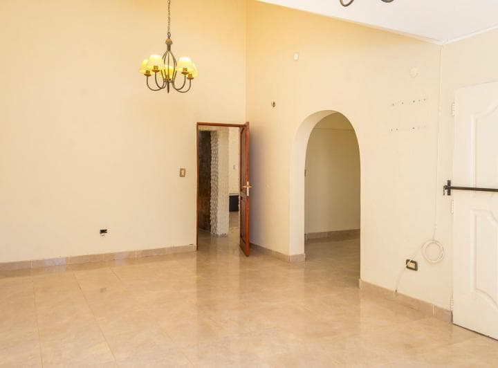 Casa en Venta Villa Rebeca con Depto Zona Sur - 3