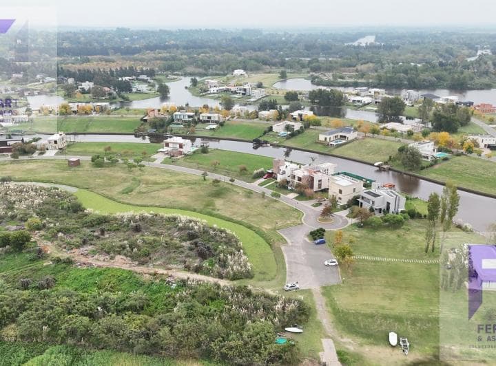 Venta Terreno Lote en Barrio Náutico El Cazal con Amarra Al Río Luján - 2