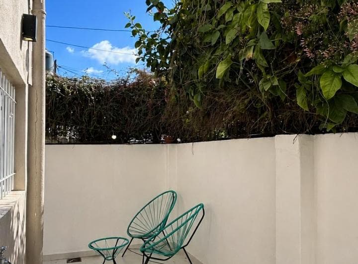 Excepcional PH 2 Ambientes con Patio Totalmente Reciclado y Sin Expensas - 4