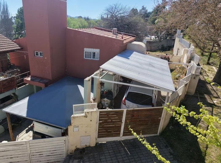 Venta Dos Casas Dos Dorm c/u Costa Azul Carlos Paz - 2